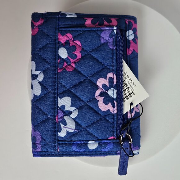 NWT Vera Bradley Euro Wallet Blue Ellie Flowers 14419-I46 Tri-Fold - Picture 8 of 15